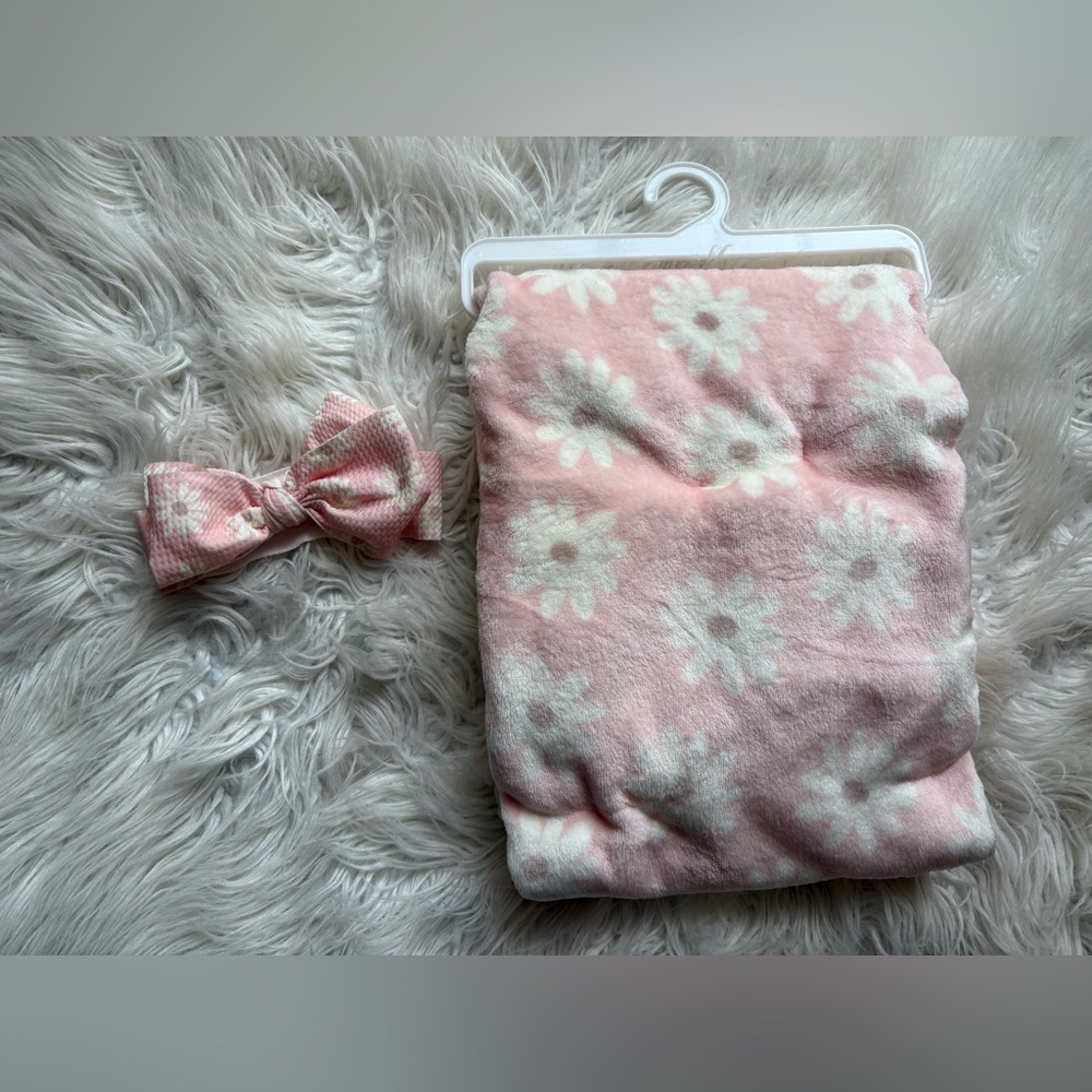 Baby blanket with matching headband